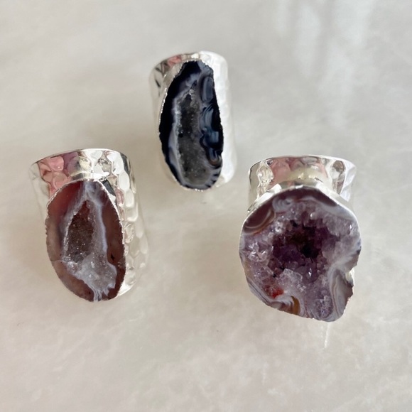 ❗️LAST❗️Hammered Silver Raw Geode Ring - Picture 3 of 7
